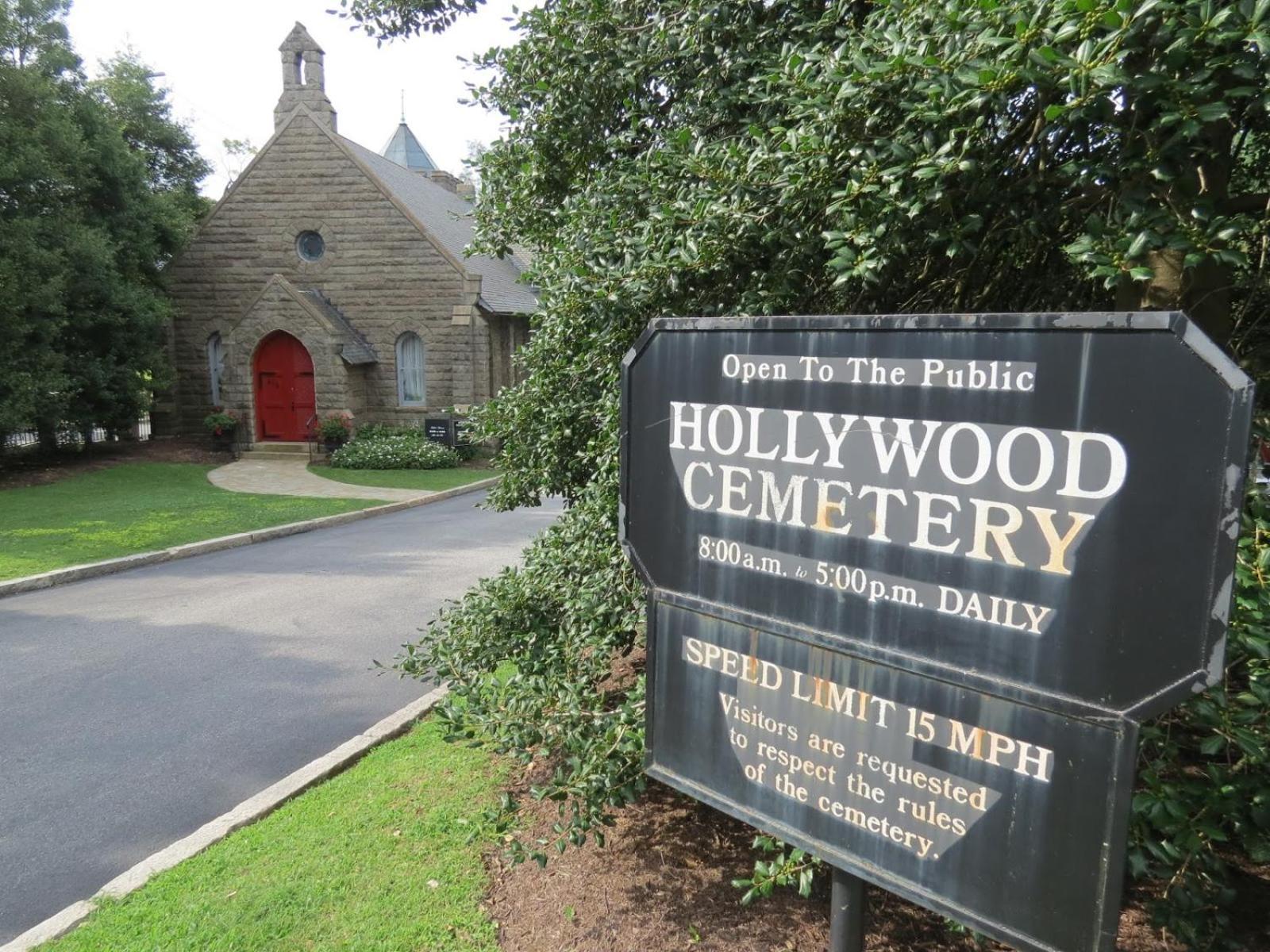 Holiday home Modern Comforts, Classic Charm: Neighborhood Gem Richmond